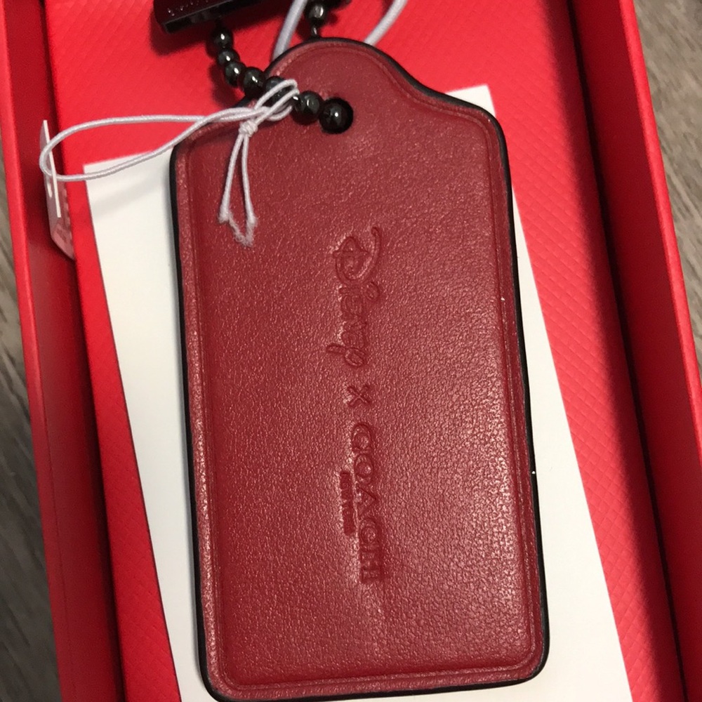 Keychain - Picture 3 of 3